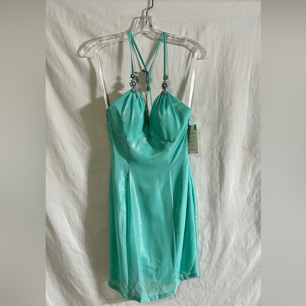 Beautiful yet sexy Jade dress